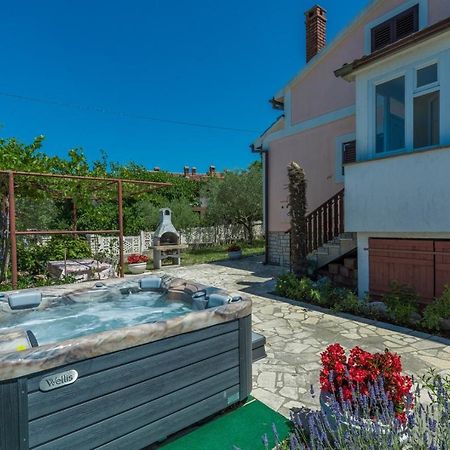 Ferienhaus Zora With Whirlpool Sveti Lovreč Pazenatički المظهر الخارجي الصورة
