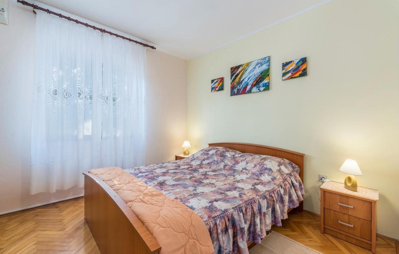 Ferienhaus Zora With Whirlpool Sveti Lovreč Pazenatički المظهر الخارجي الصورة