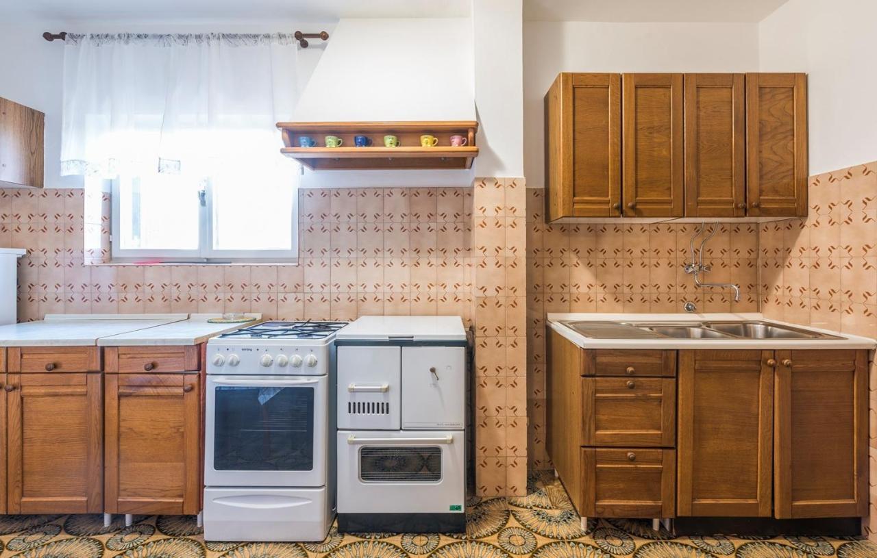 Ferienhaus Zora With Whirlpool Sveti Lovreč Pazenatički المظهر الخارجي الصورة